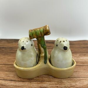 Vintage Bird Salt and Pepper Shakers in Carrier Made in Japan